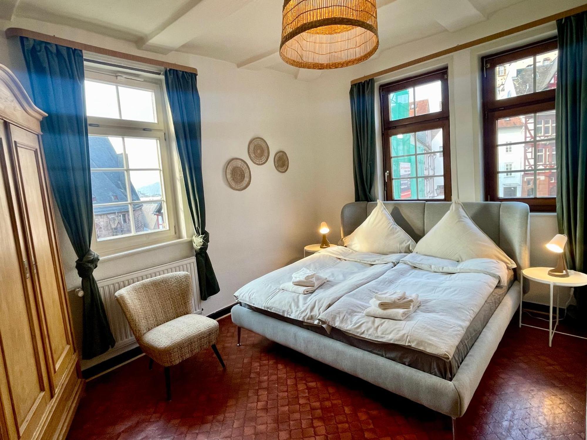Vetters Romantisches Gaestezimmer In Der Marburger Oberstadt * Marburg